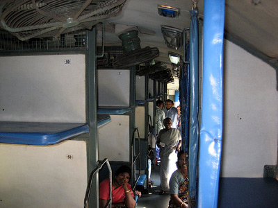 Поезда Индии. Классы вагонов. SL