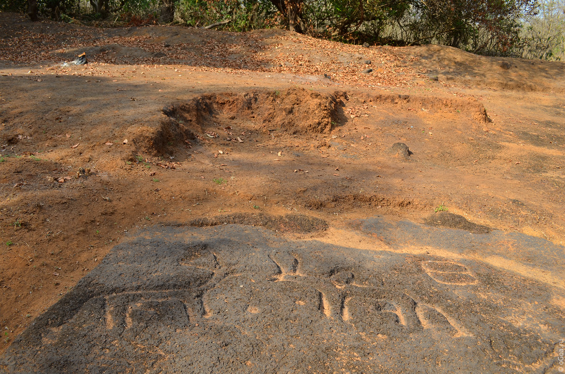     - Usgalimal Rock Carvings